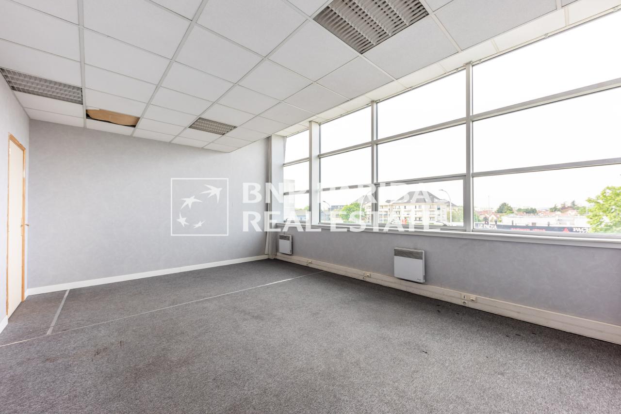 Local d'activité Valenton 342m² Location local d'activité Valenton Val-de-Marne OLACT2313752 9